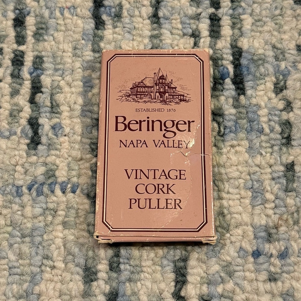 Beringer Vintage Cork Puller with Storage Sheath